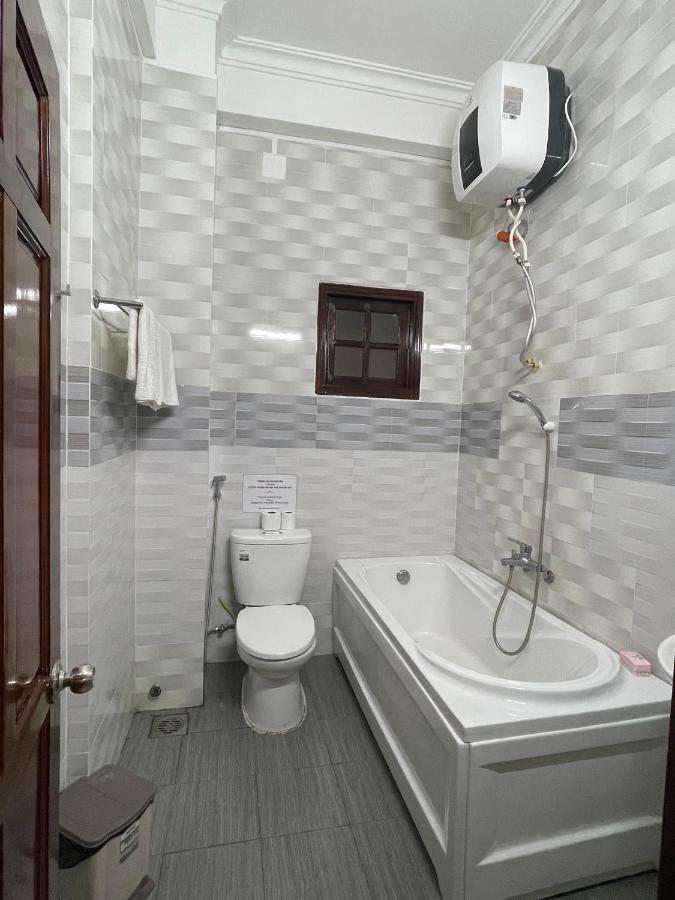 Hotel Khach San Mekong Star à Vĩnh Long Extérieur photo