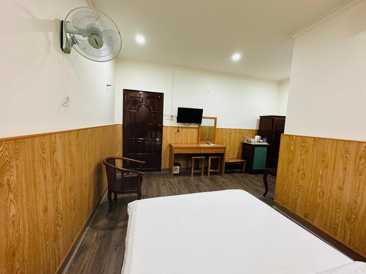Hotel Khach San Mekong Star à Vĩnh Long Extérieur photo