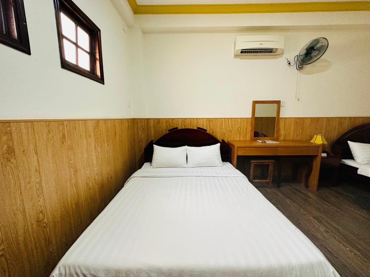 Hotel Khach San Mekong Star à Vĩnh Long Extérieur photo